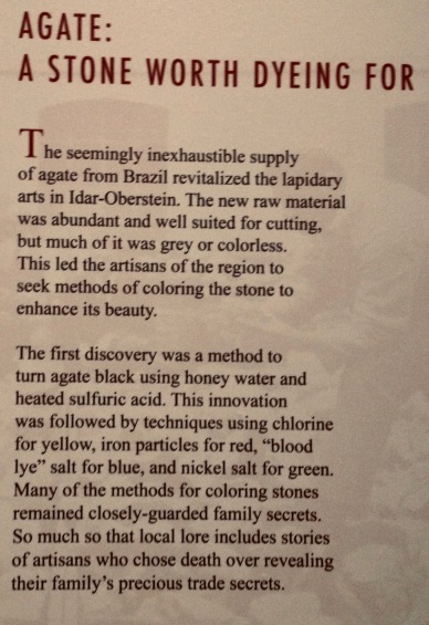 Rock carving införm nation, History of agate use (Houston Museum of Natural Science)